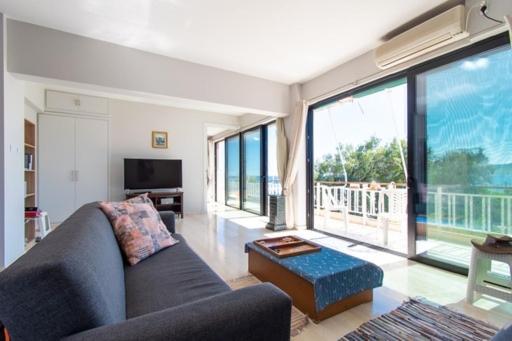 Lavish & Spacious Apt With Stunning Seaview, 10 Min Ath Airport Artemida  Eksteriør billede