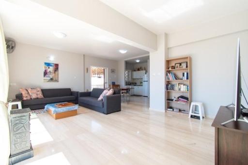 Lavish & Spacious Apt With Stunning Seaview, 10 Min Ath Airport Artemida  Eksteriør billede