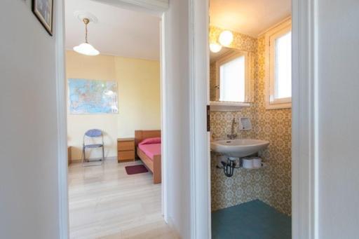 Lavish & Spacious Apt With Stunning Seaview, 10 Min Ath Airport Artemida  Eksteriør billede
